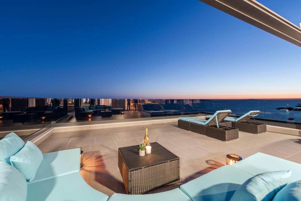 Mediteran Luxury Penthouse With Jacuzzi ماندري المظهر الخارجي الصورة